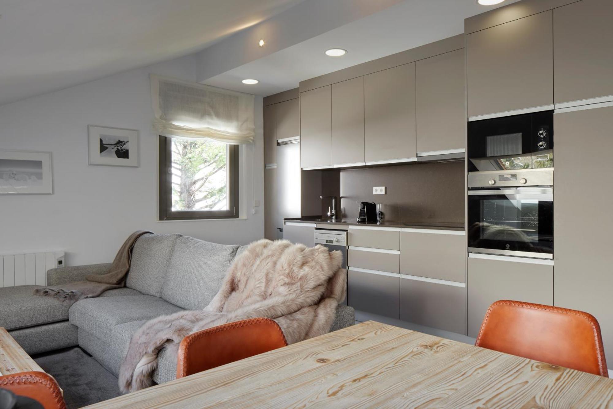 Irissa By Feelfree Rentals Naut Aran Exterior foto